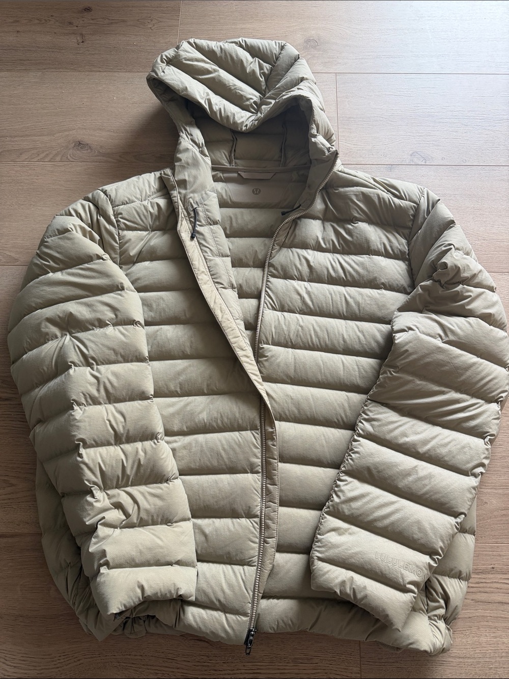 Lululemon Hooded Puffer Jacket. Men Size XXL.